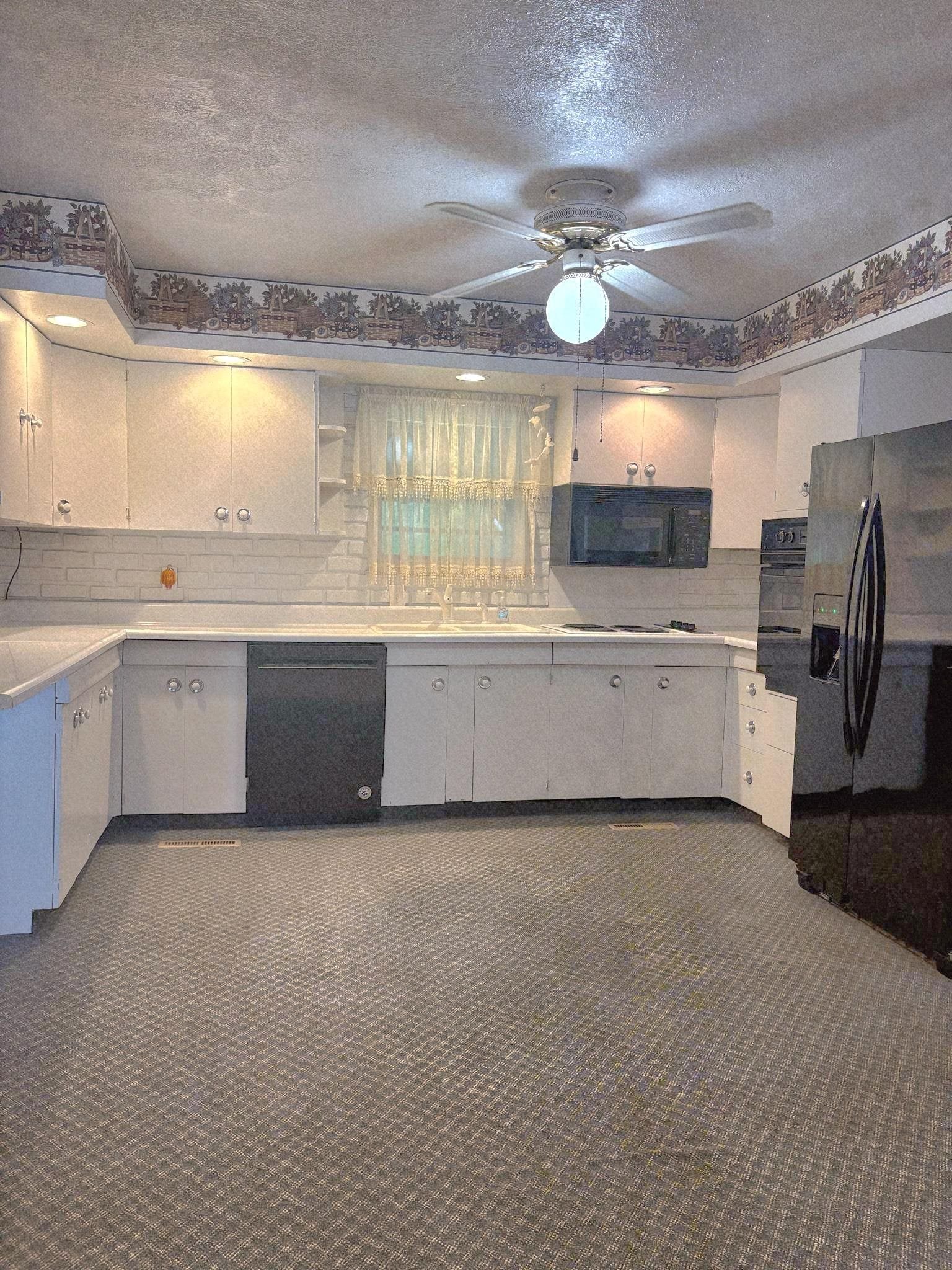 316 Kylemore Road Huntington, WV 25702 - Photo 5 of 12 Gallery Image 5