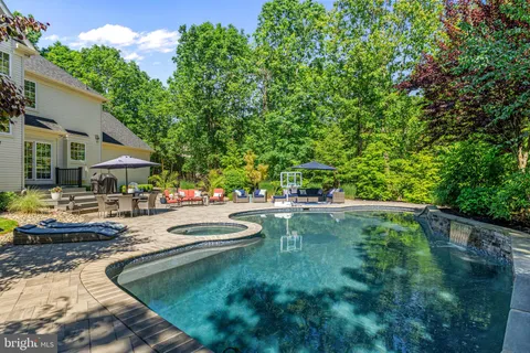 $1,350,000 | 5 Somerton Square, Medford, NJ 08055