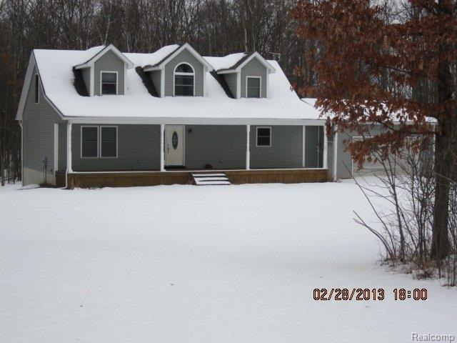 6297 Fish Lake Road North Branch, MI 48461 - Photo 1 of 6 6297 Fish Lk Rd. FRONT.JPG