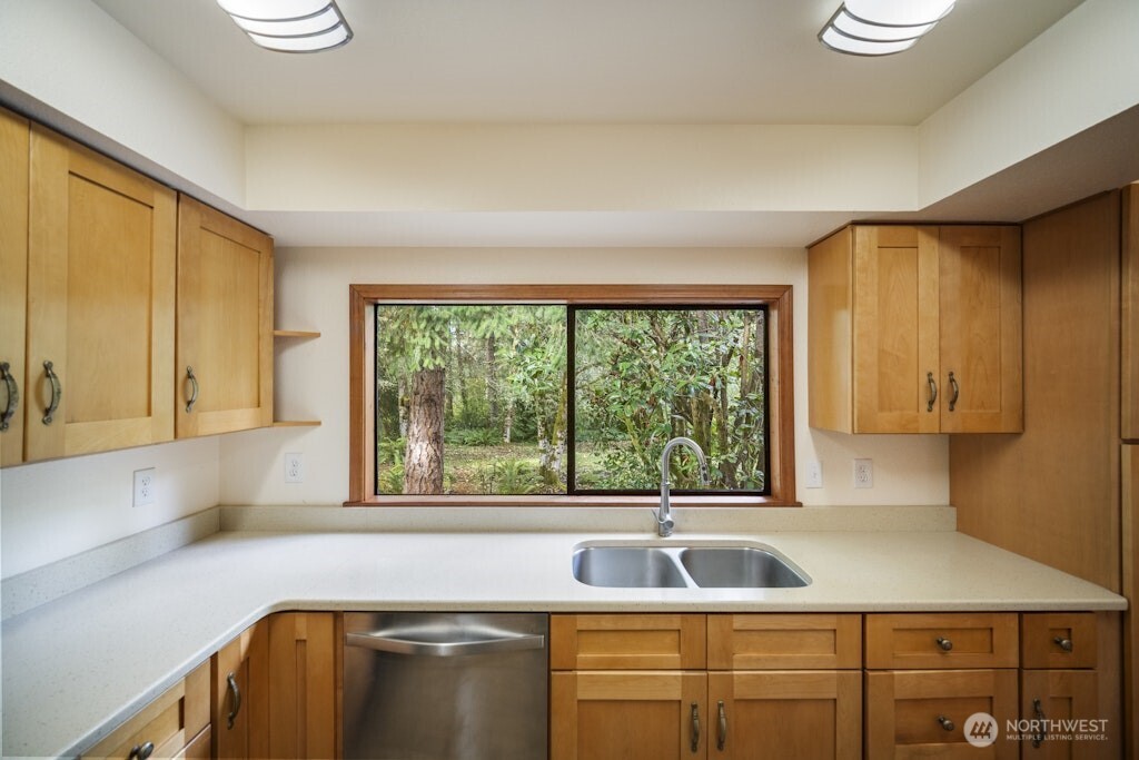 8727 Johnson Point Road Northeast Olympia, WA 98516 - Photo 12 of 30