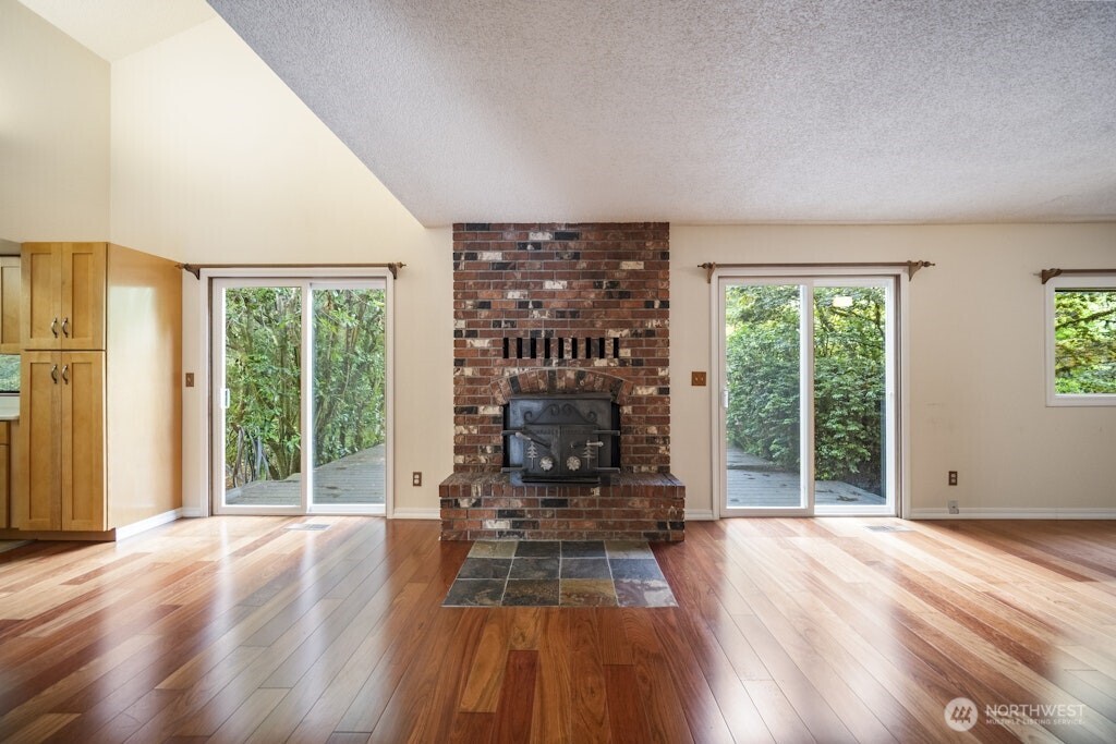 8727 Johnson Point Road Northeast Olympia, WA 98516 - Photo 15 of 30