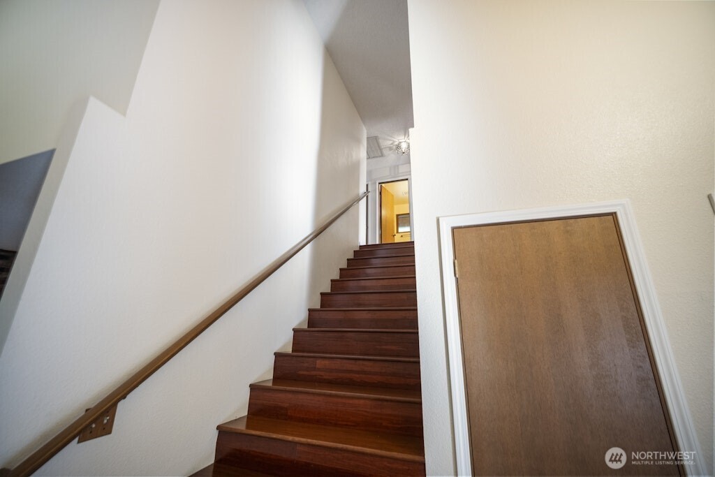 8727 Johnson Point Road Northeast Olympia, WA 98516 - Photo 18 of 30