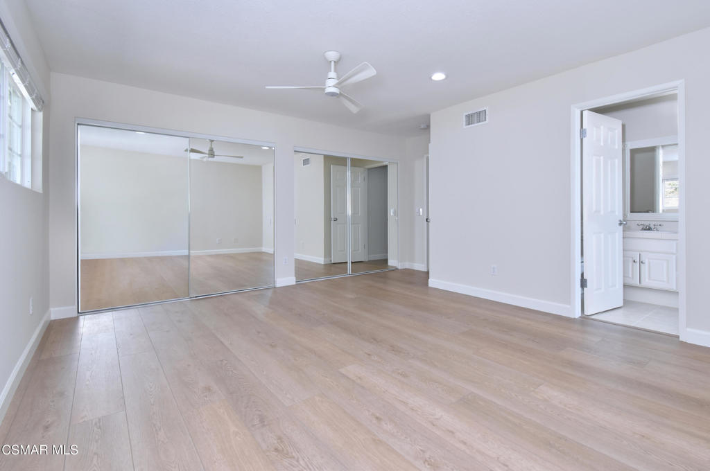 22817 Pera Road Woodland Hills, CA 91364 - Photo 27 of 39
