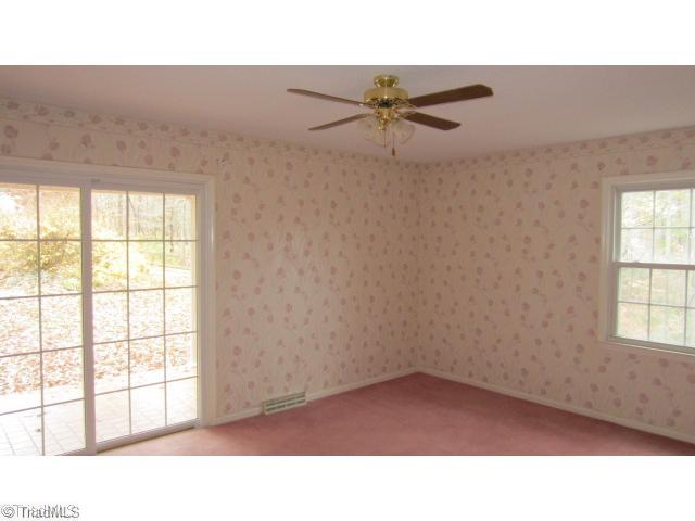8870 Helsabeck Road Rural Hall, NC 27045 - Photo 8 of 10 Interior Space/Layout.