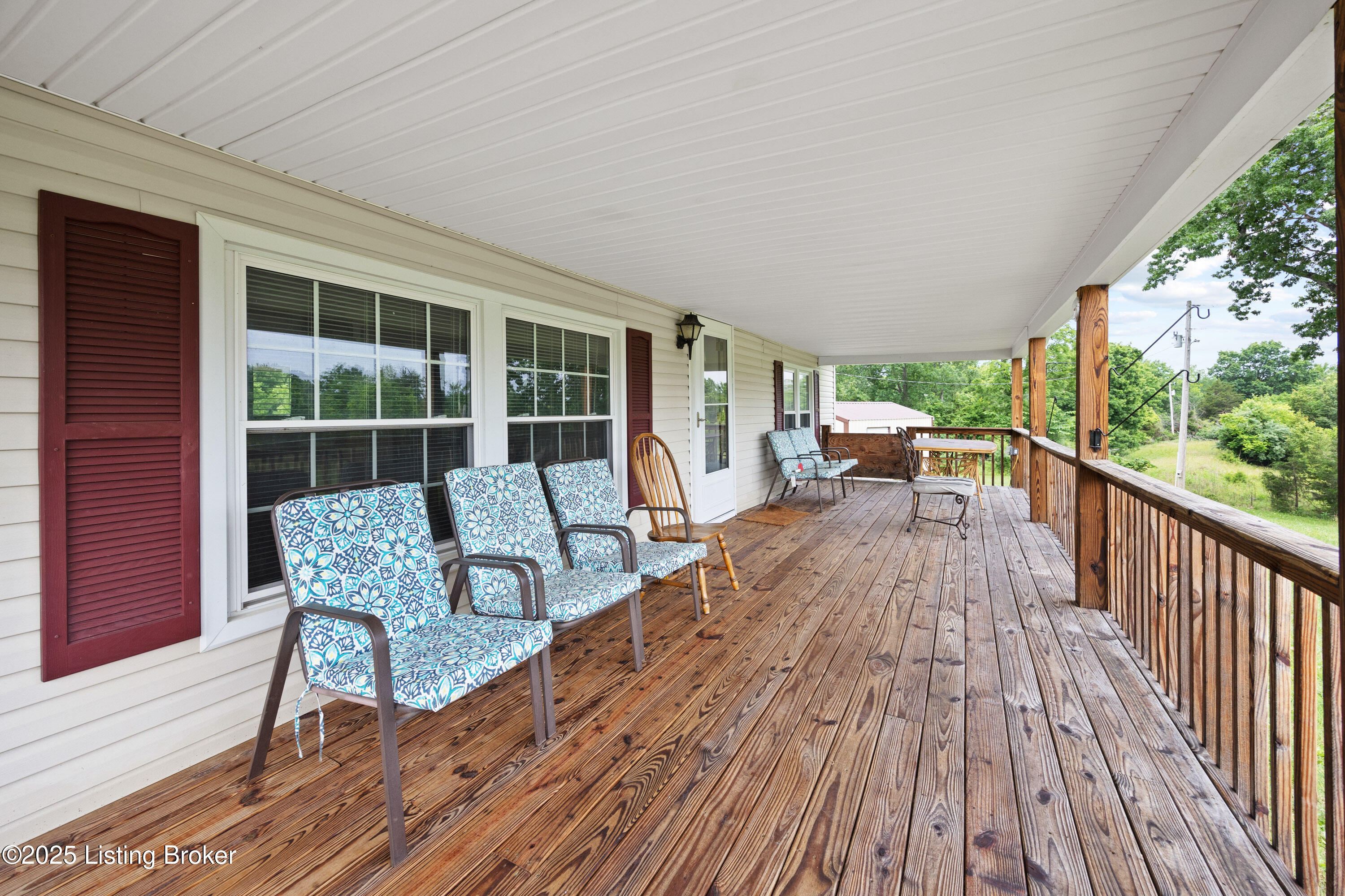 363 Old Ridge Road Shepherdsville, KY 40165 - Photo 2 of 31 006