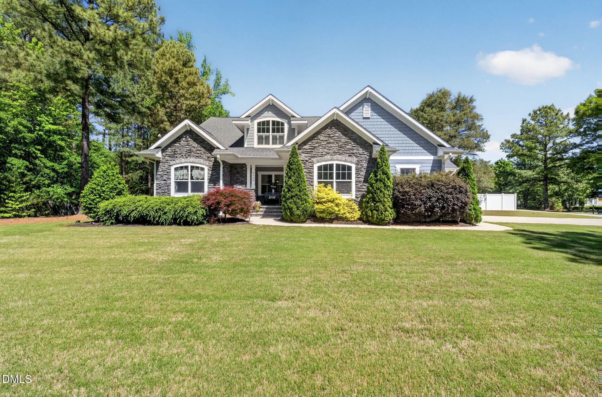 1-web-or-mls-3529 Burlington Mills -1