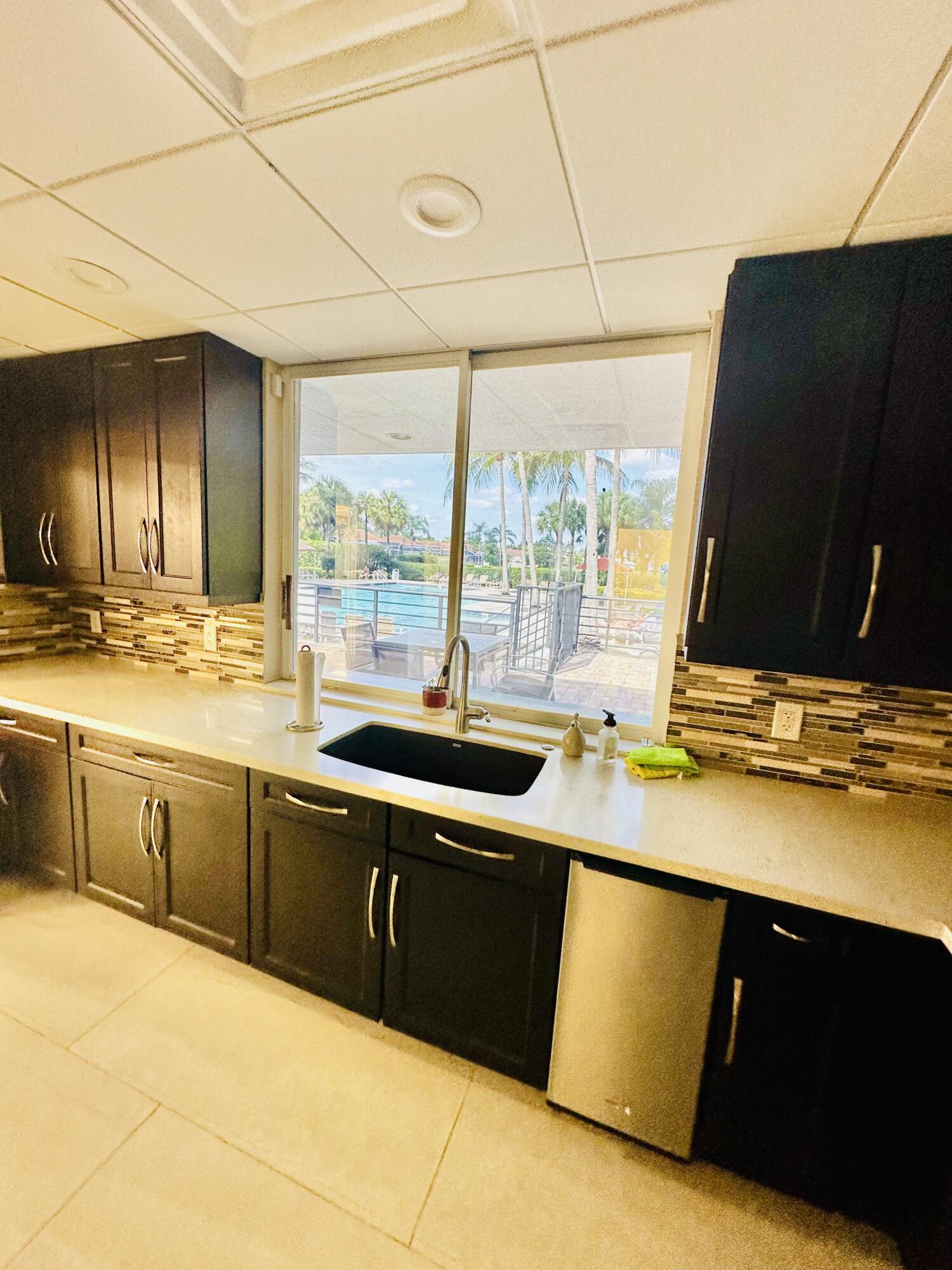17204 Hampton Boulevard Boca Raton, FL 33496 - Photo 89 of 175 Club House Kitchen