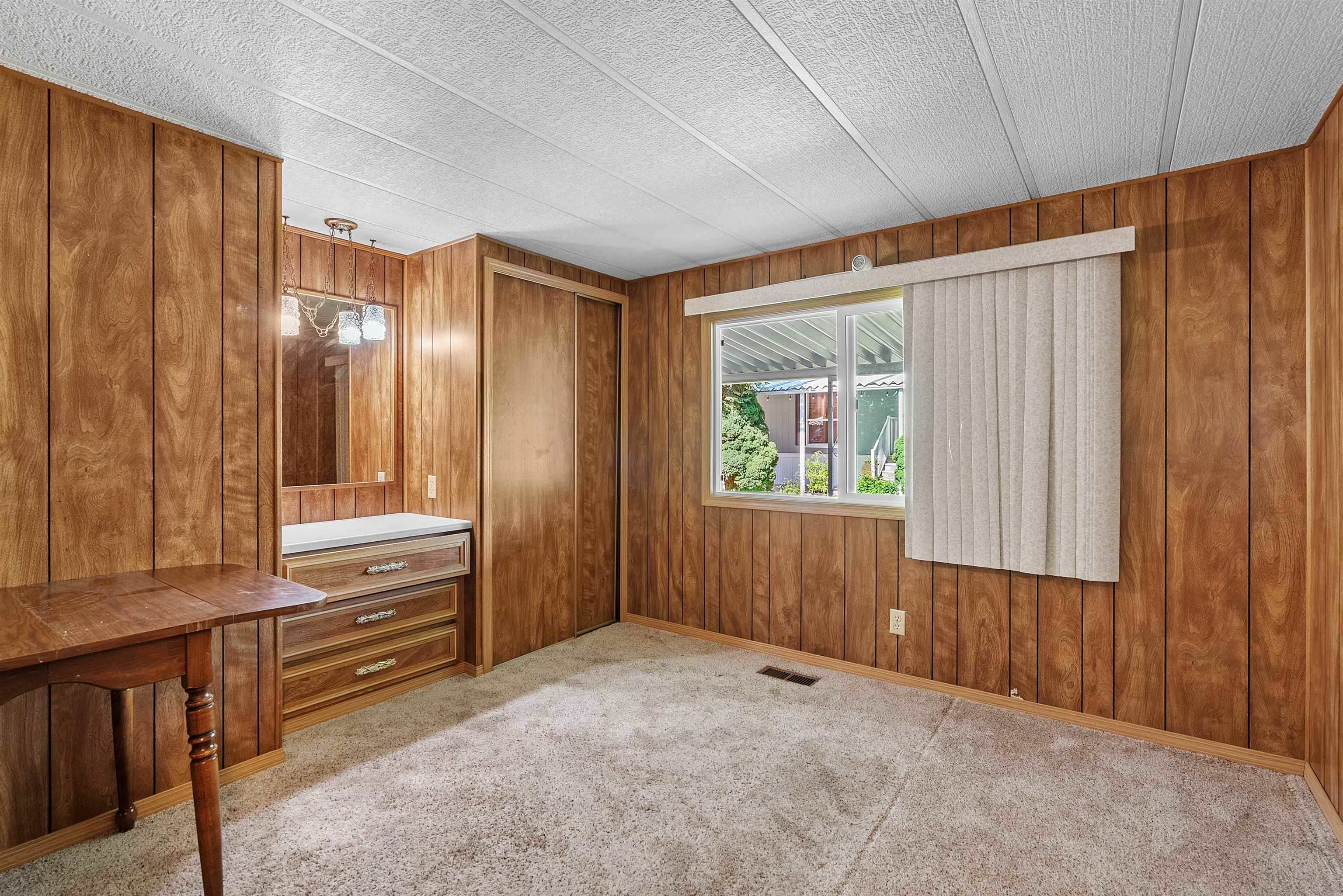 4202 East Lane Park Road, Unit 2 Mead, WA 99021 - Photo 17 of 27