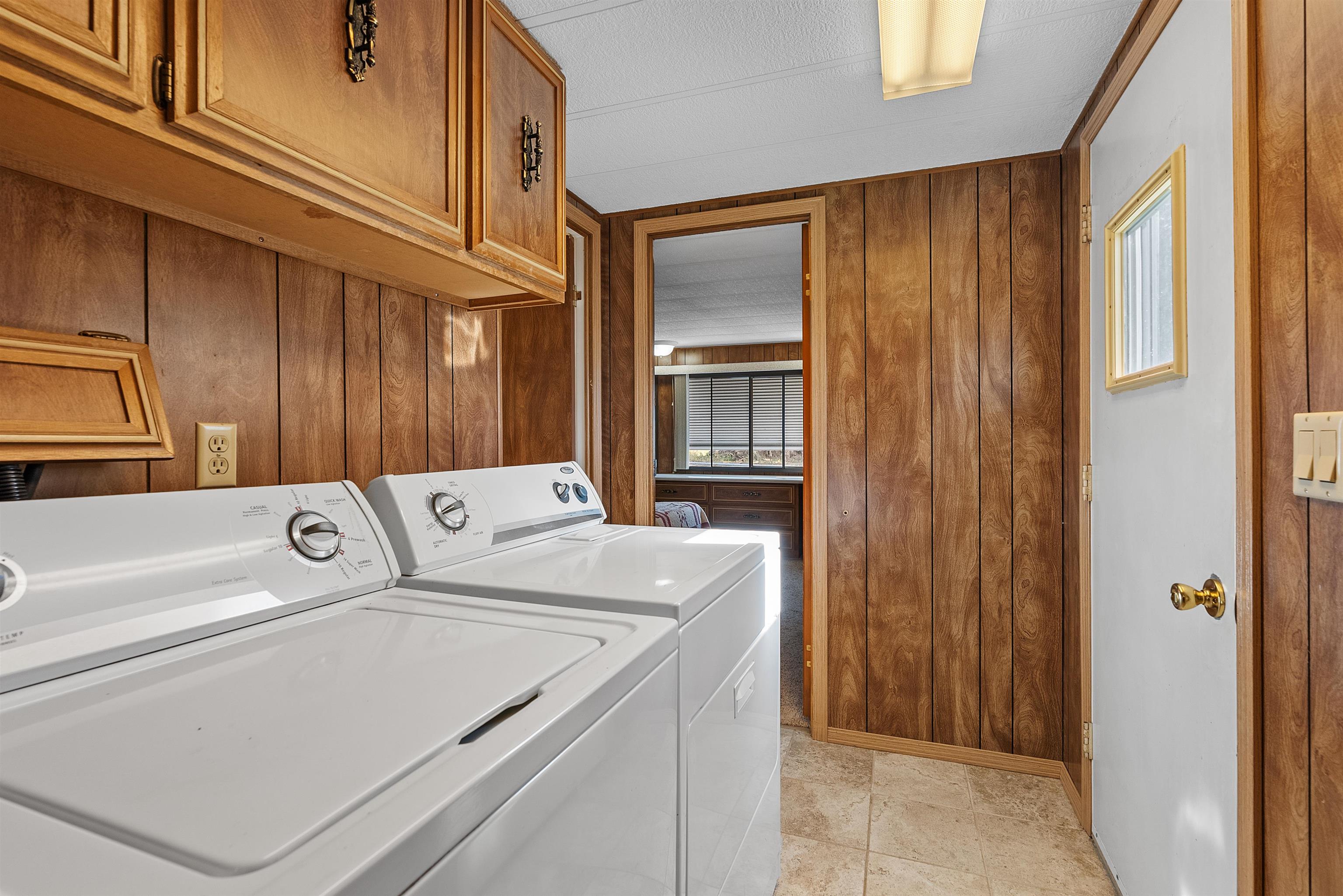 4202 East Lane Park Road, Unit 2 Mead, WA 99021 - Photo 19 of 27