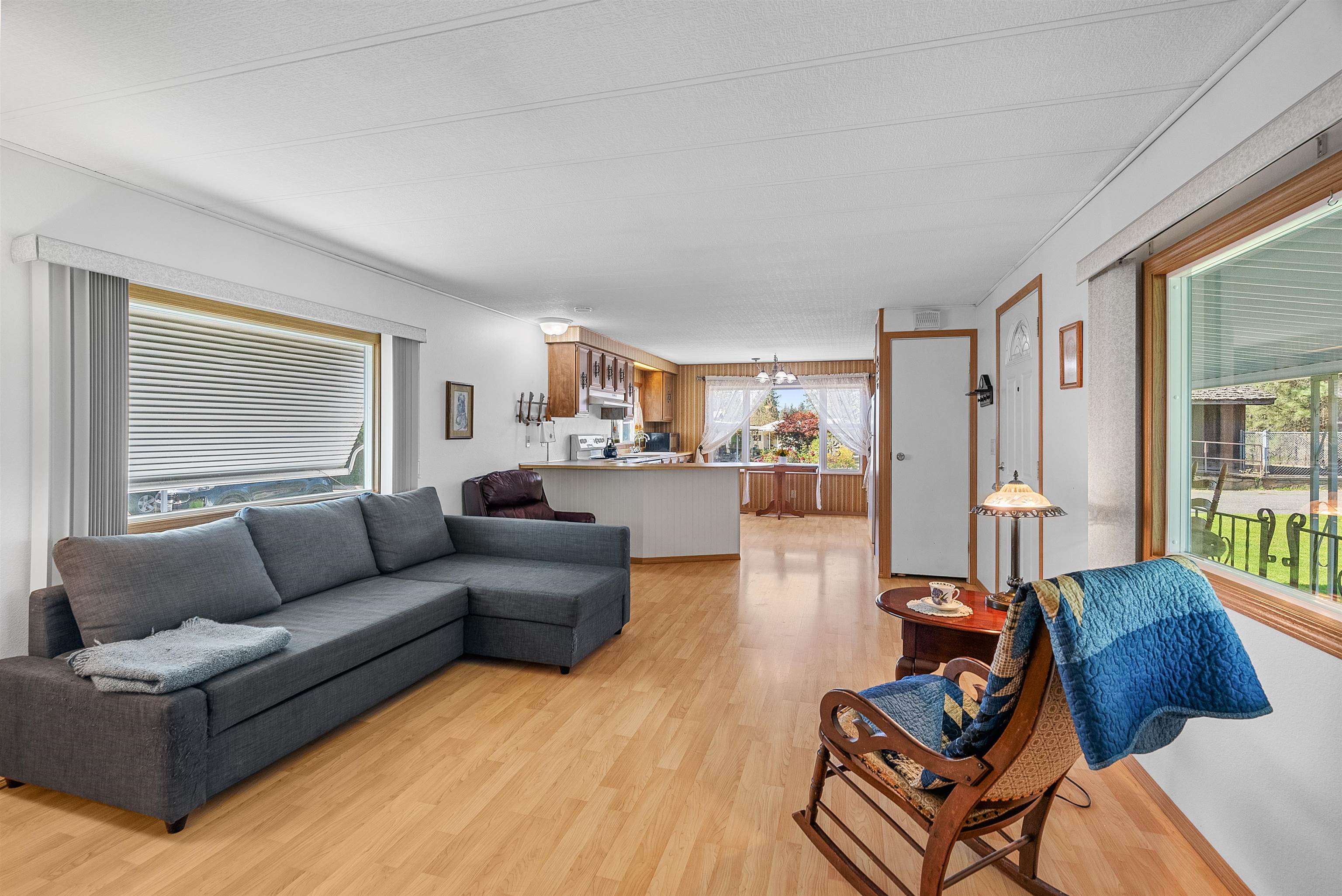 4202 East Lane Park Road, Unit 2 Mead, WA 99021 - Photo 7 of 27