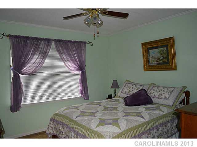 1326 Oak Canopy Road Lincolnton, NC 28092 - Photo 8 of 16 Gallery Image 8