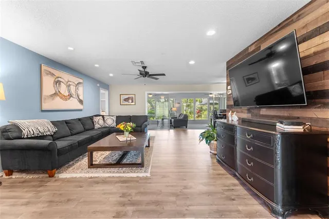 $309,900 | 2671 Royal Ridge Drive, Spring Hill, FL 34606