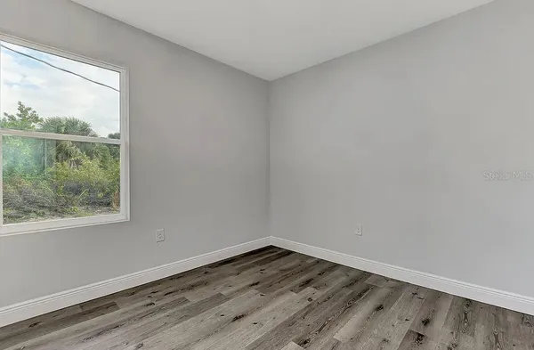 $1,850 | 10249 Burlington Avenue, Englewood, FL 34224