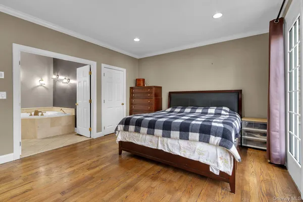 $869,000 | 2 Bethpage Court, Cortlandt Manor, NY 10567