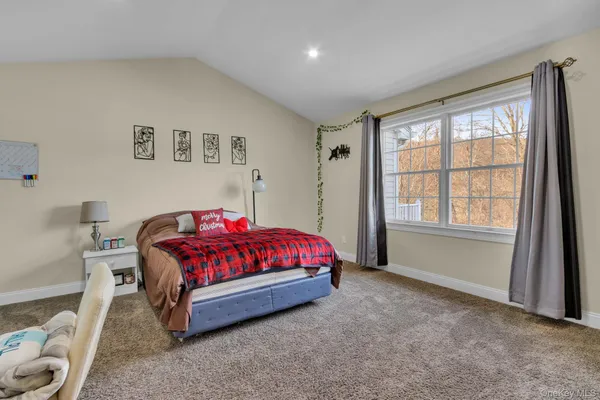 $869,000 | 2 Bethpage Court, Cortlandt Manor, NY 10567