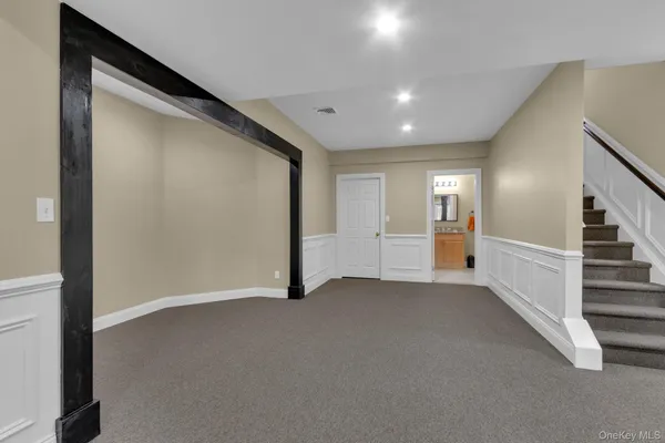 $869,000 | 2 Bethpage Court, Cortlandt Manor, NY 10567