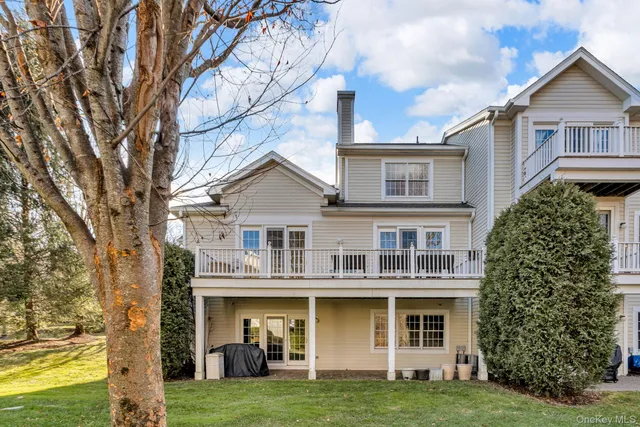 $869,000 | 2 Bethpage Court, Cortlandt Manor, NY 10567