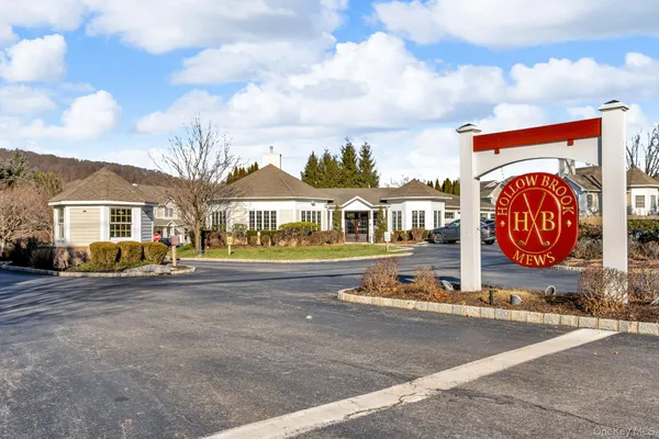 $869,000 | 2 Bethpage Court, Cortlandt Manor, NY 10567