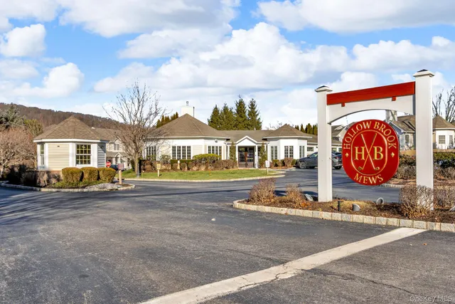 $869,000 | 2 Bethpage Court, Cortlandt Manor, NY 10567