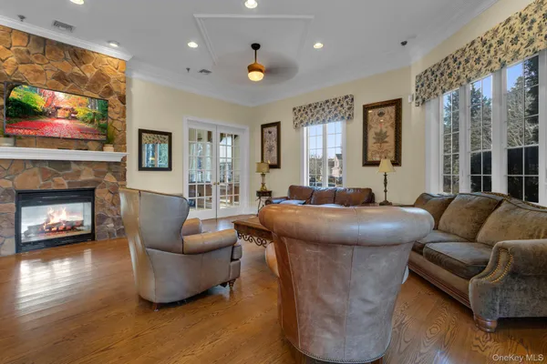 $869,000 | 2 Bethpage Court, Cortlandt Manor, NY 10567