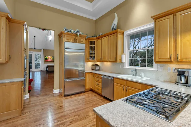 $869,000 | 2 Bethpage Court, Cortlandt Manor, NY 10567