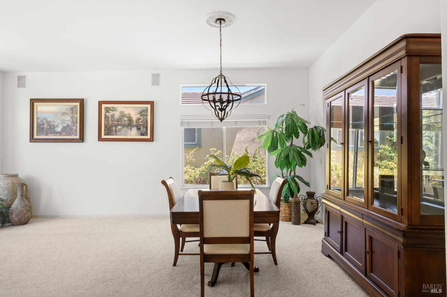 602 Summerset Drive Rio Vista, CA 94571 - Photo 3 of 65 Dining room