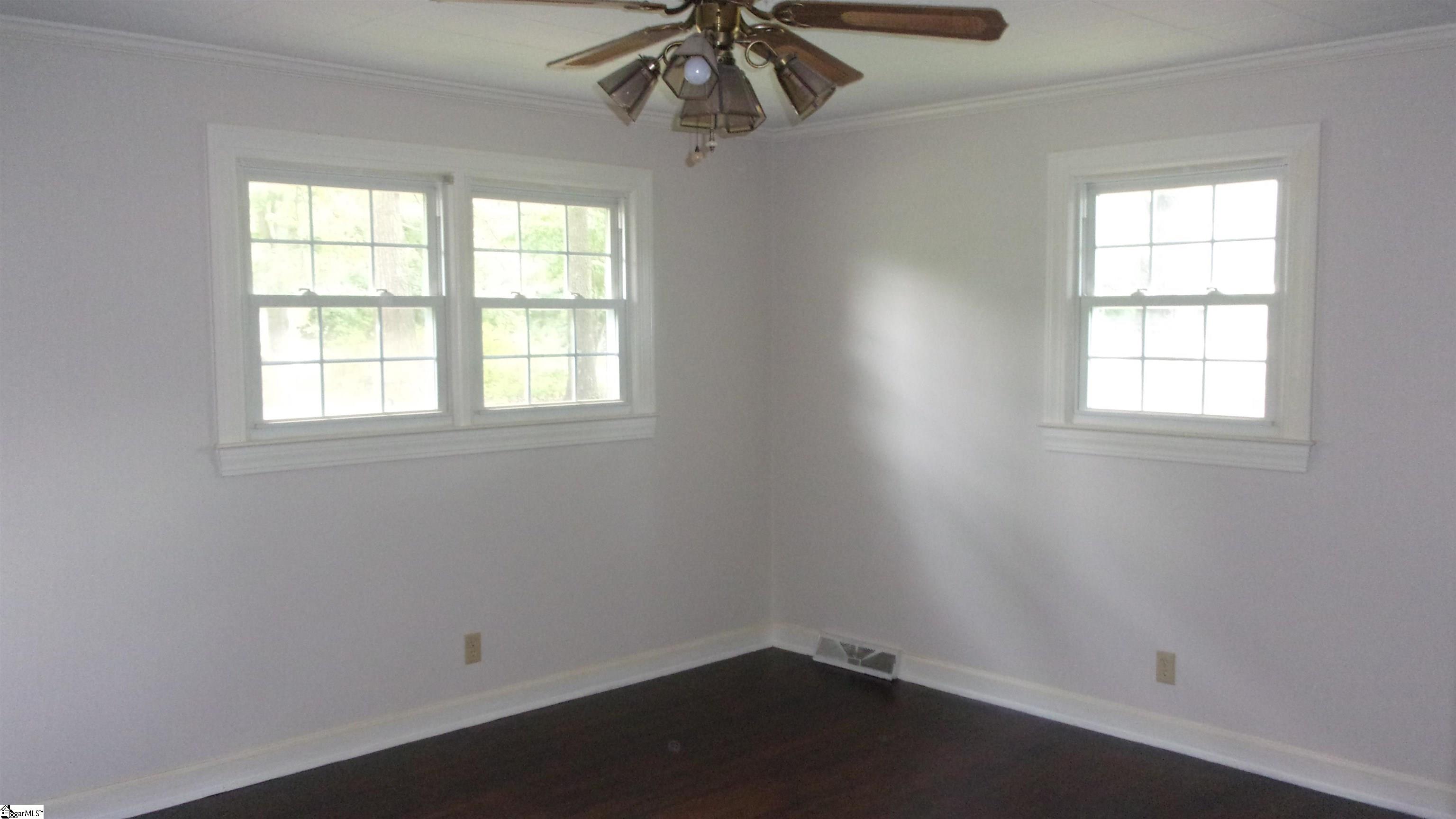 130 Murdock Road Belton, SC 29627 - Photo 3 of 17 Gallery Image 3