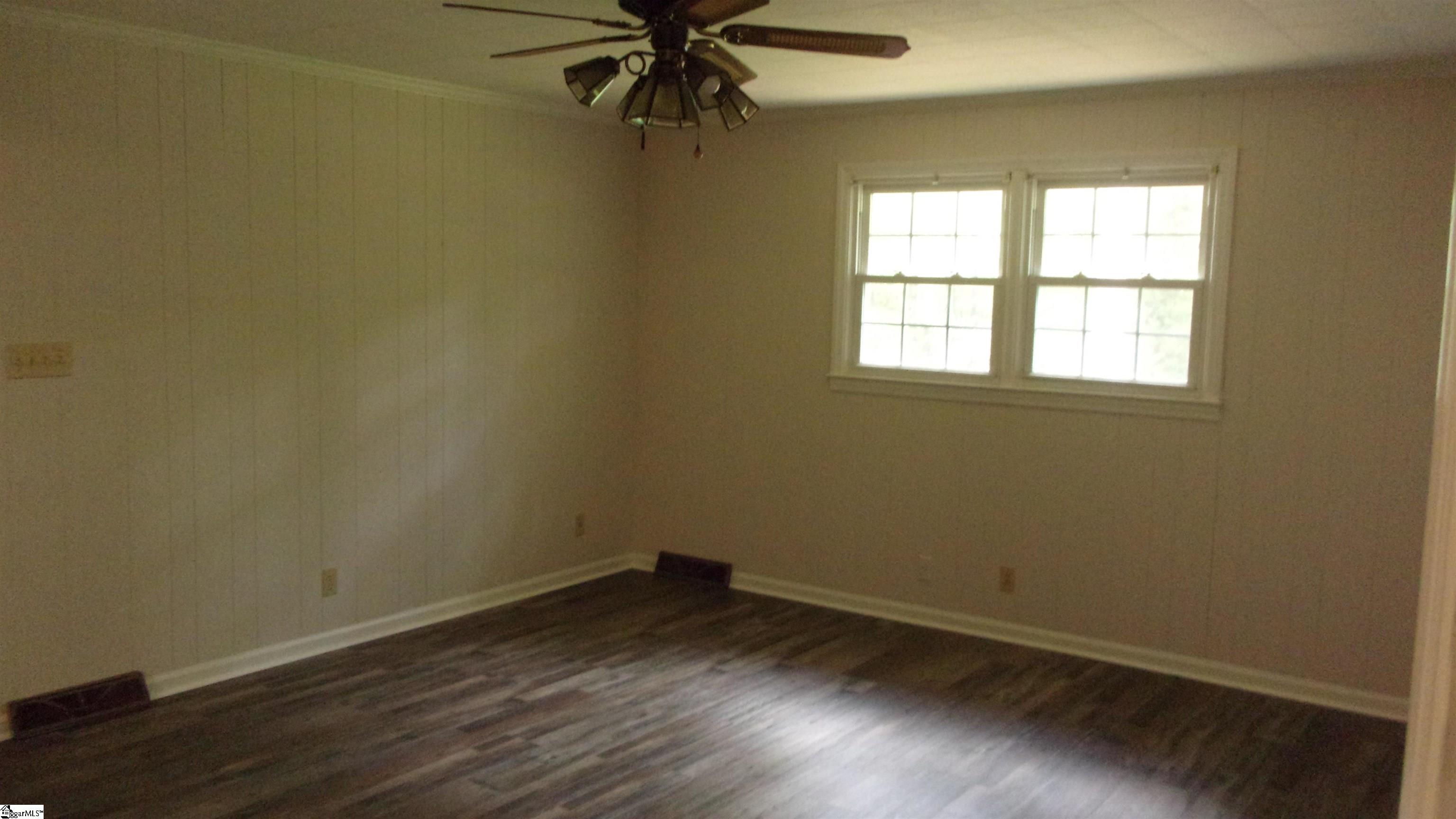 130 Murdock Road Belton, SC 29627 - Photo 8 of 17 Gallery Image 8