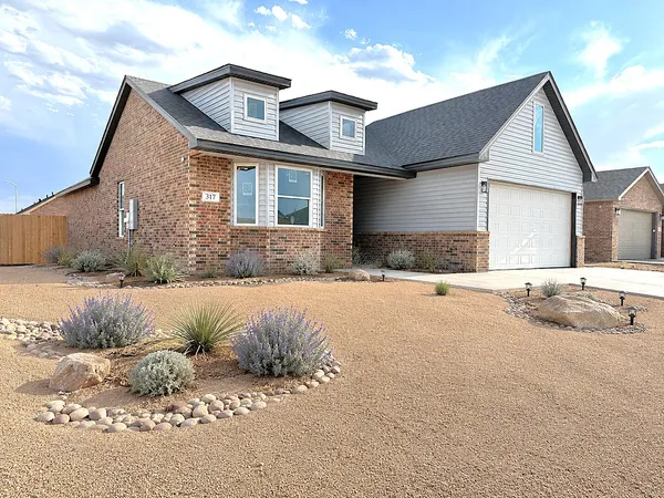 $315,000 | 317 Cowboy Lane, Wolfforth, TX 79382