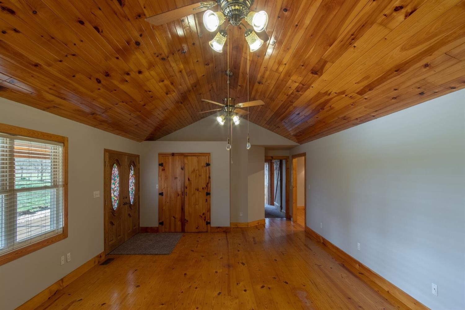 504 Earl Howard Road Keavy, KY 40737 - Photo 14 of 38 Listing Photo