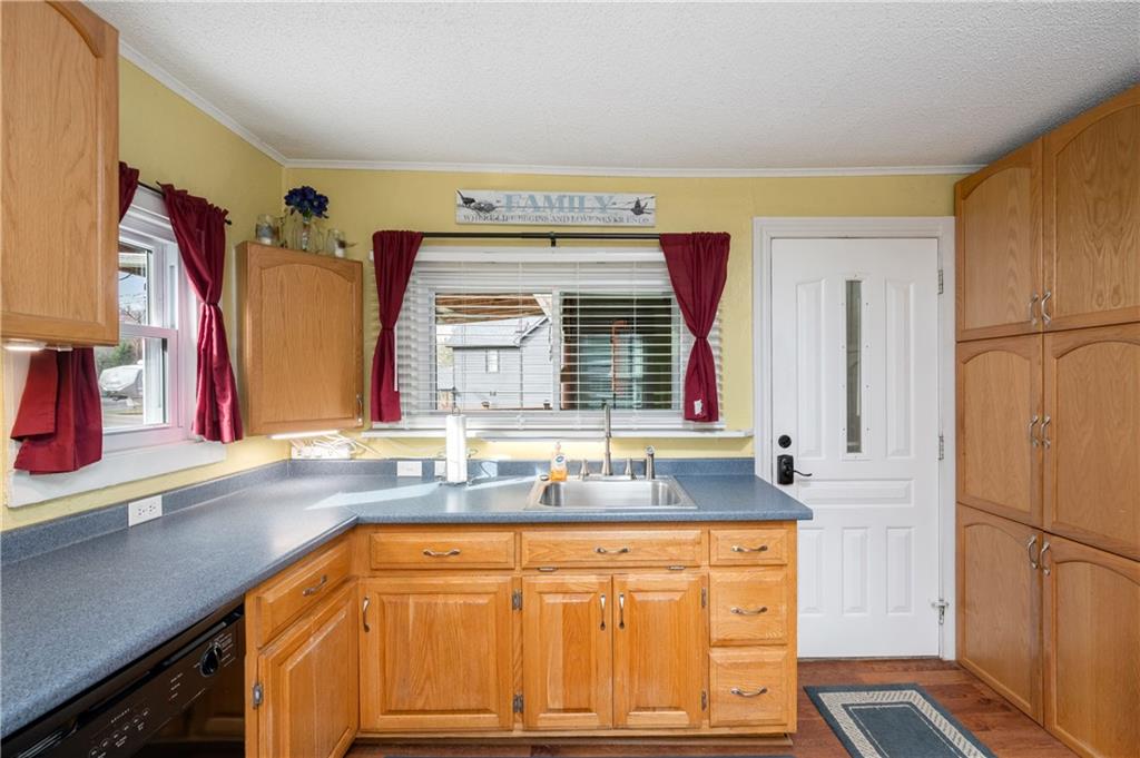 604 Winfield Road Cabot, PA 16023 - Photo 11 of 31