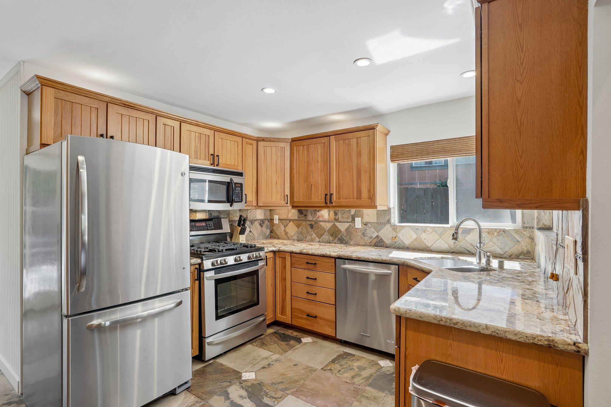 55180 Dickenson Road Idyllwild, CA 92549 - Photo 14 of 41 14-web-or-mls-Dickenson Rd-S0307-018
