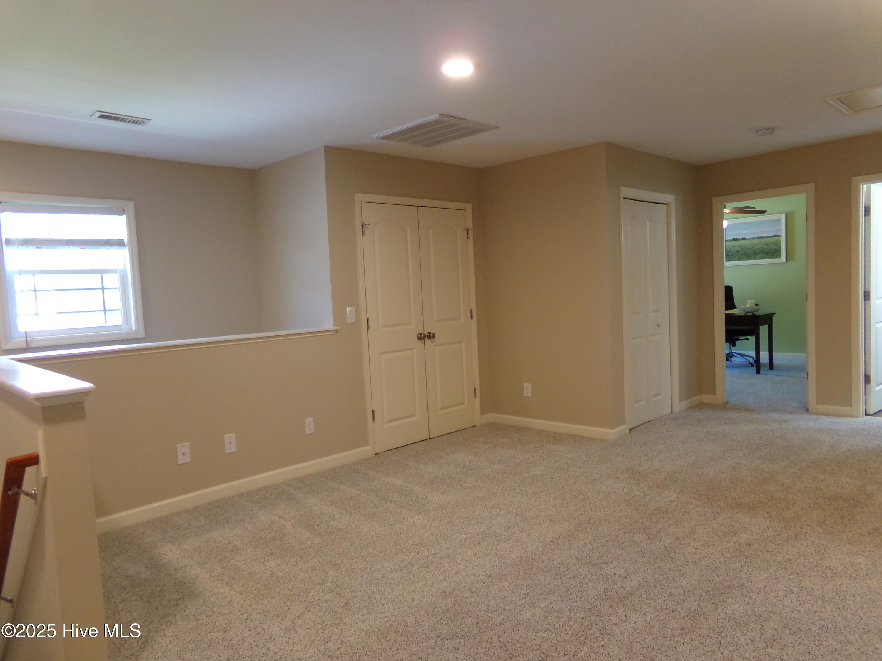 141 Pine Cove Road New Bern, NC 28562 - Photo 29 of 53 141 Pine Cove - Loft 1