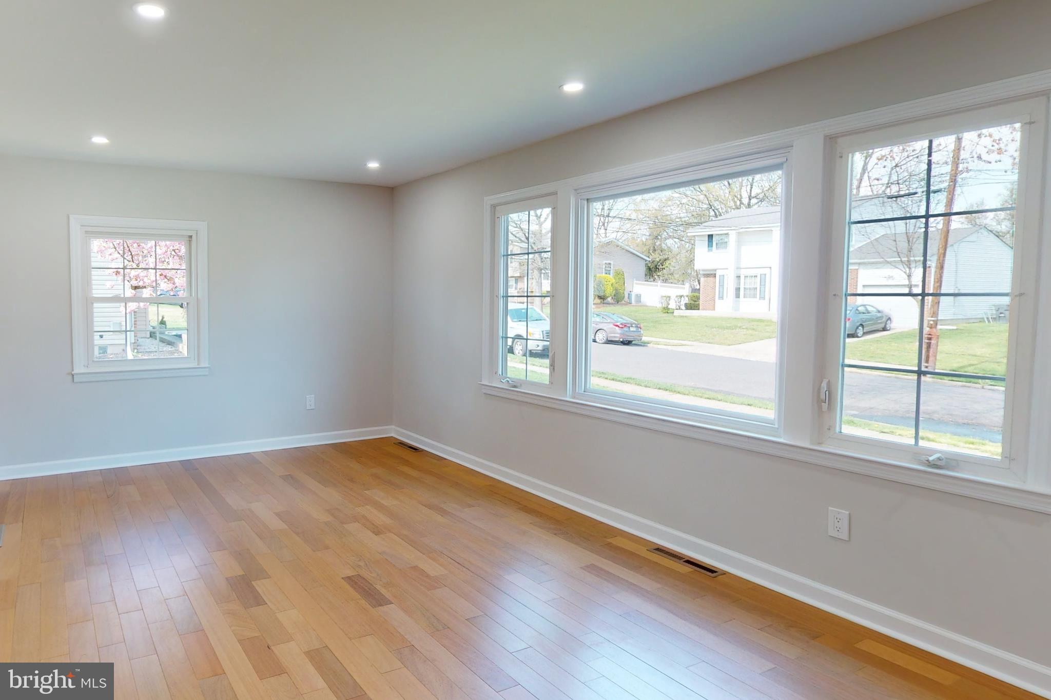 2215 Beverly Road Cinnaminson, NJ 08077 - Photo 9 of 45