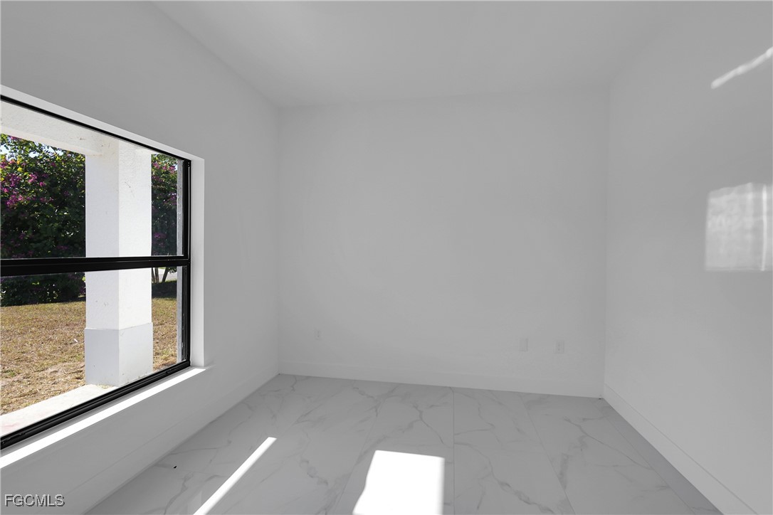 2810 44th Street Southwest Lehigh Acres, FL 33976 - Photo 14 of 31 a view of small space