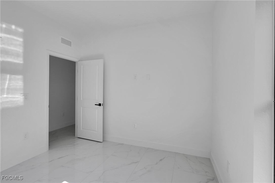 2810 44th Street Southwest Lehigh Acres, FL 33976 - Photo 22 of 31