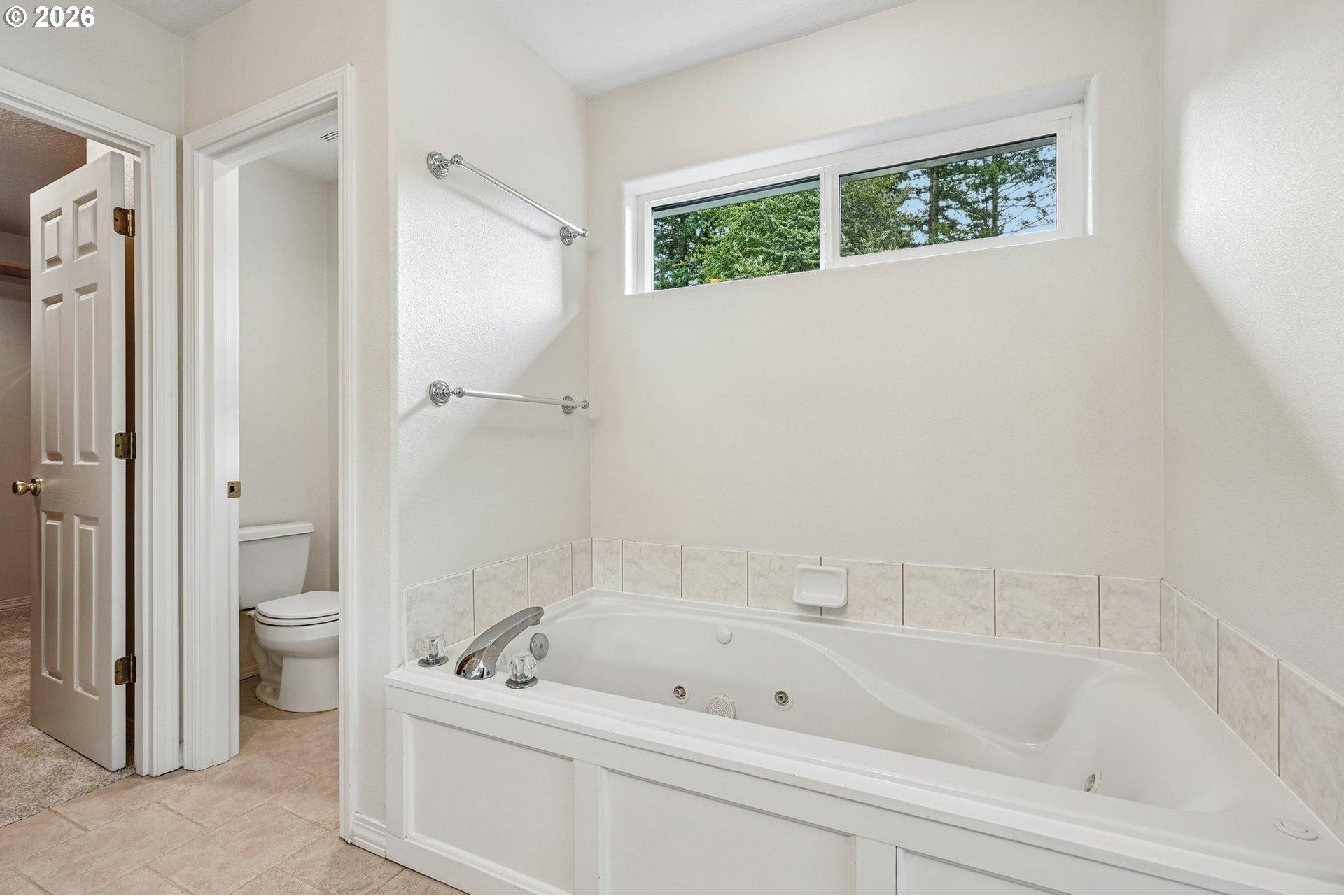 9567 Southwest Spring Crest Drive Portland, OR 97225 - Photo 32 of 46 Gallery Image 32