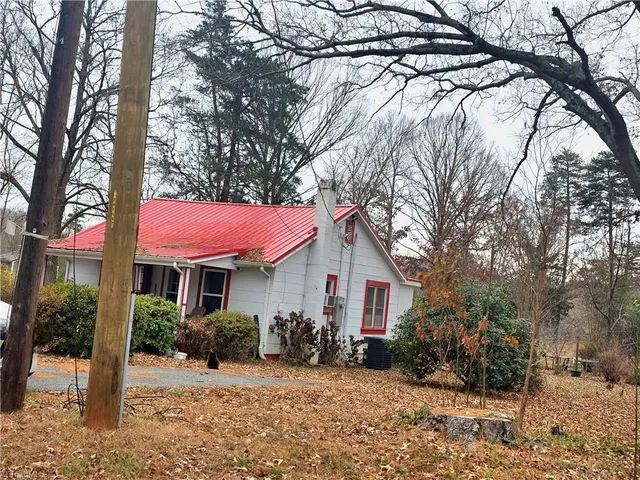 $139,900 | 6701 Jewel Avenue, Jamestown, NC 27282