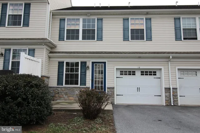 $1,800 | 16 Bradford Drive, Leola, PA 17540
