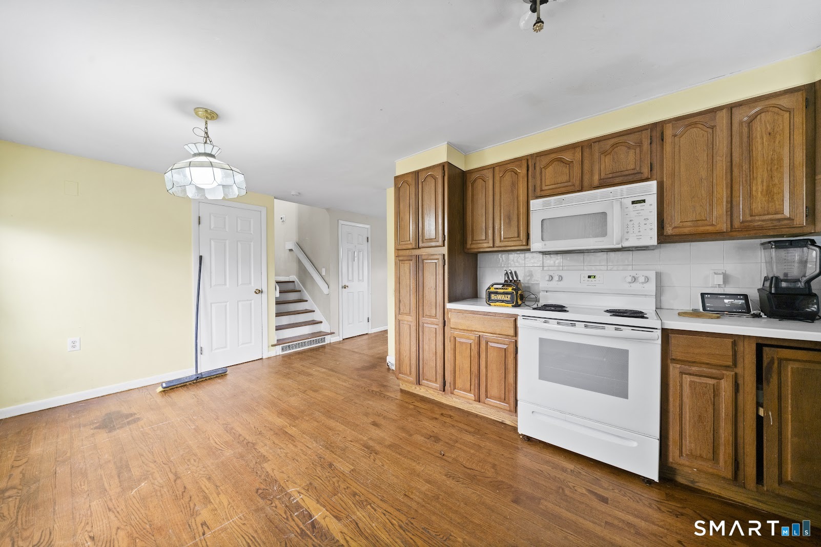 267 Bamford Avenue Waterbury, CT 06708 - Photo 18 of 32