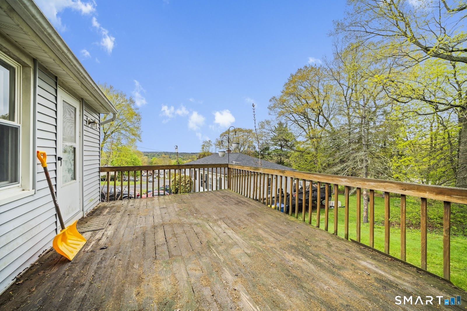 267 Bamford Avenue Waterbury, CT 06708 - Photo 23 of 32