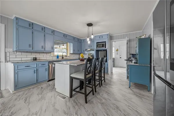$525,000 | 5709 Old Rural Hall Road, Winston-Salem, NC 27105