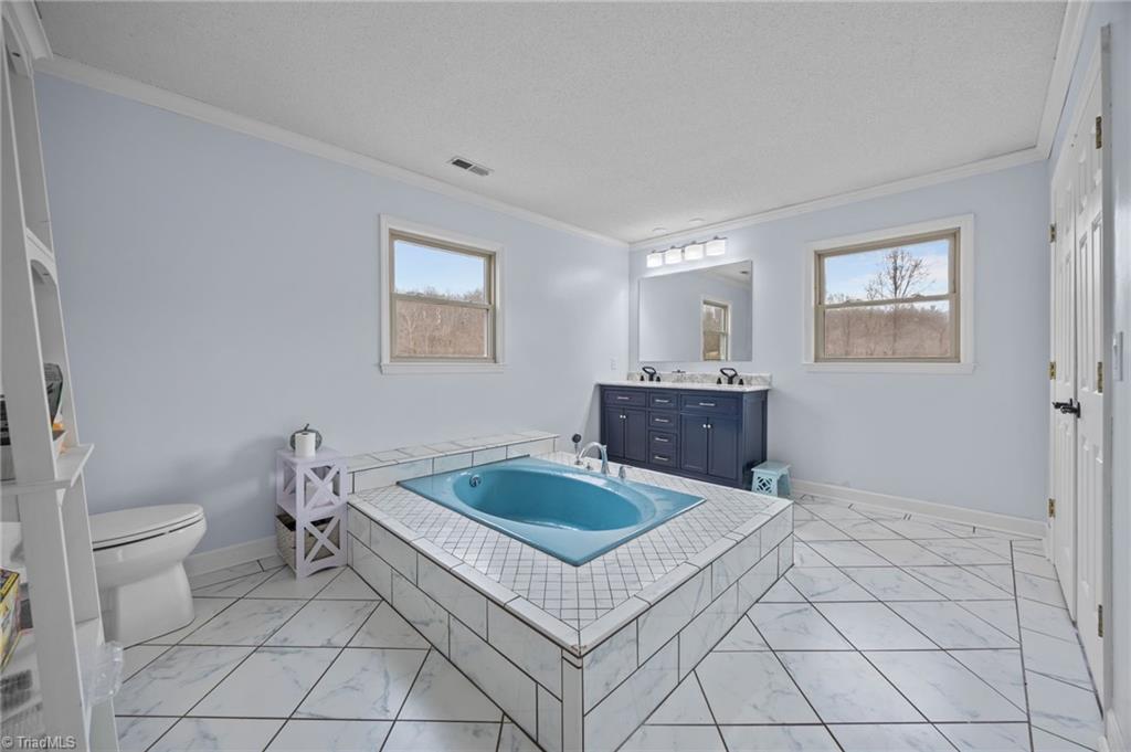 5709 Old Rural Hall Road Winston-Salem, NC 27105 - Photo 32 of 47