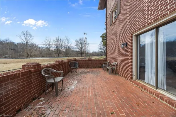 $525,000 | 5709 Old Rural Hall Road, Winston-Salem, NC 27105