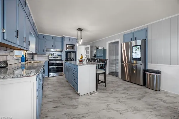 $525,000 | 5709 Old Rural Hall Road, Winston-Salem, NC 27105