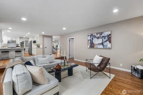 $1,369,000 | 904 187th Place Southwest, Lynnwood, WA 98036