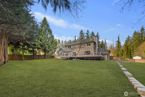 $1,295,000 | 904 187th Place Southwest, Lynnwood, WA 98036