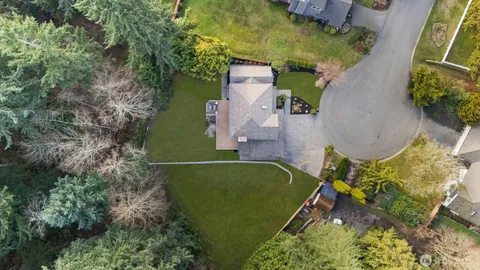 $1,295,000 | 904 187th Place Southwest, Lynnwood, WA 98036