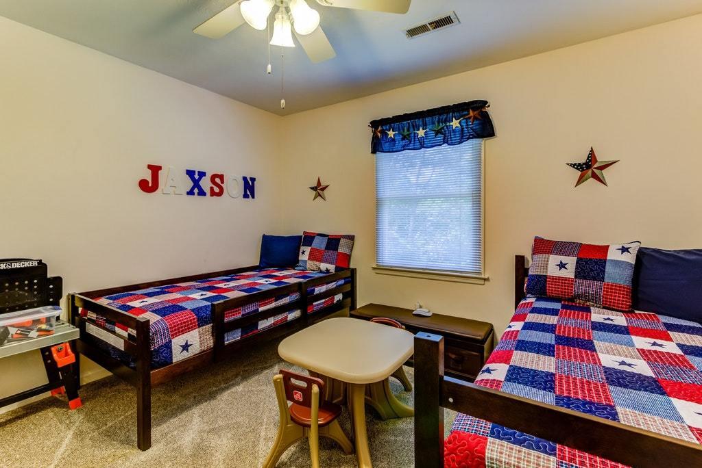121 Oak Ridge Court Blue Ridge, VA 24064 - Photo 29 of 63 Bedroom