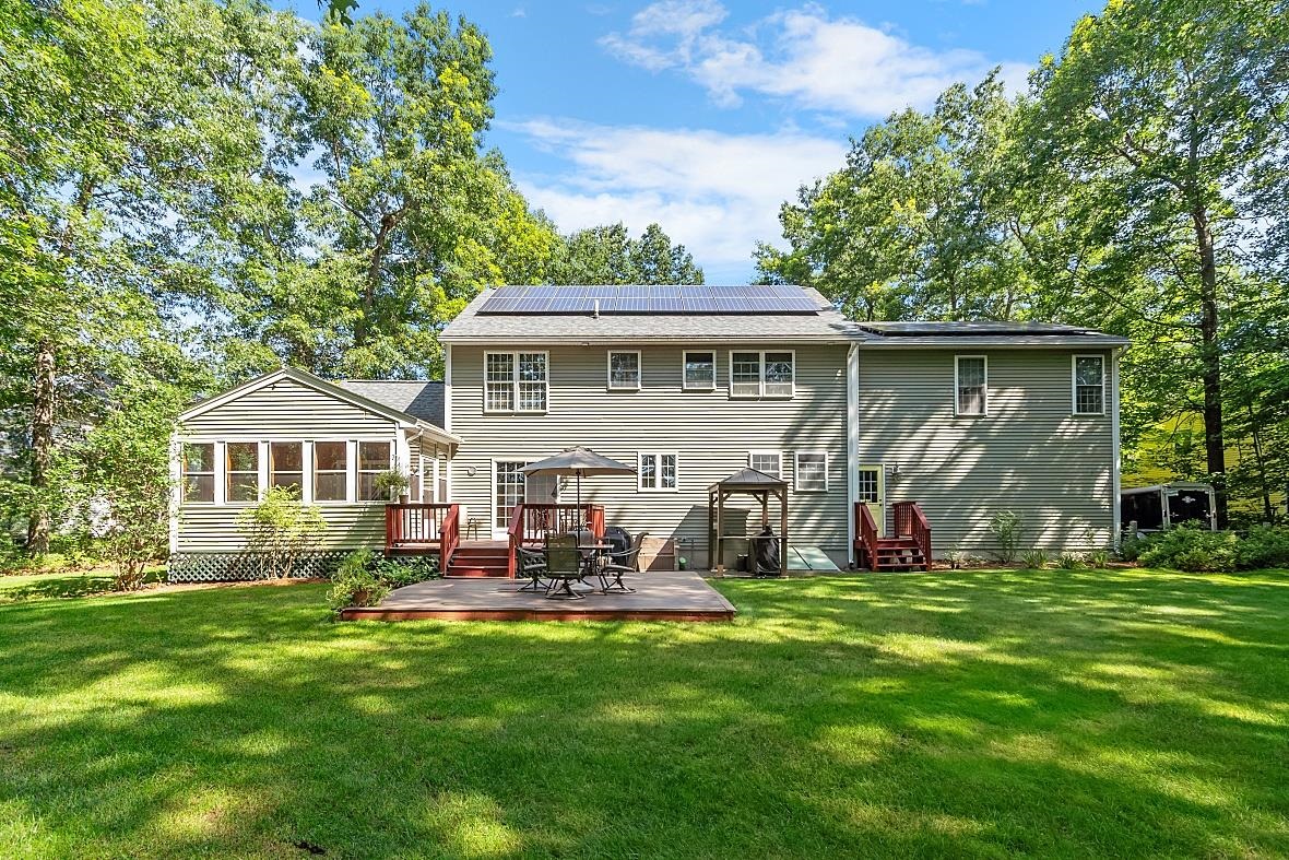 16 Rhodora Drive Amherst, NH 03031 - Photo 13 of 39